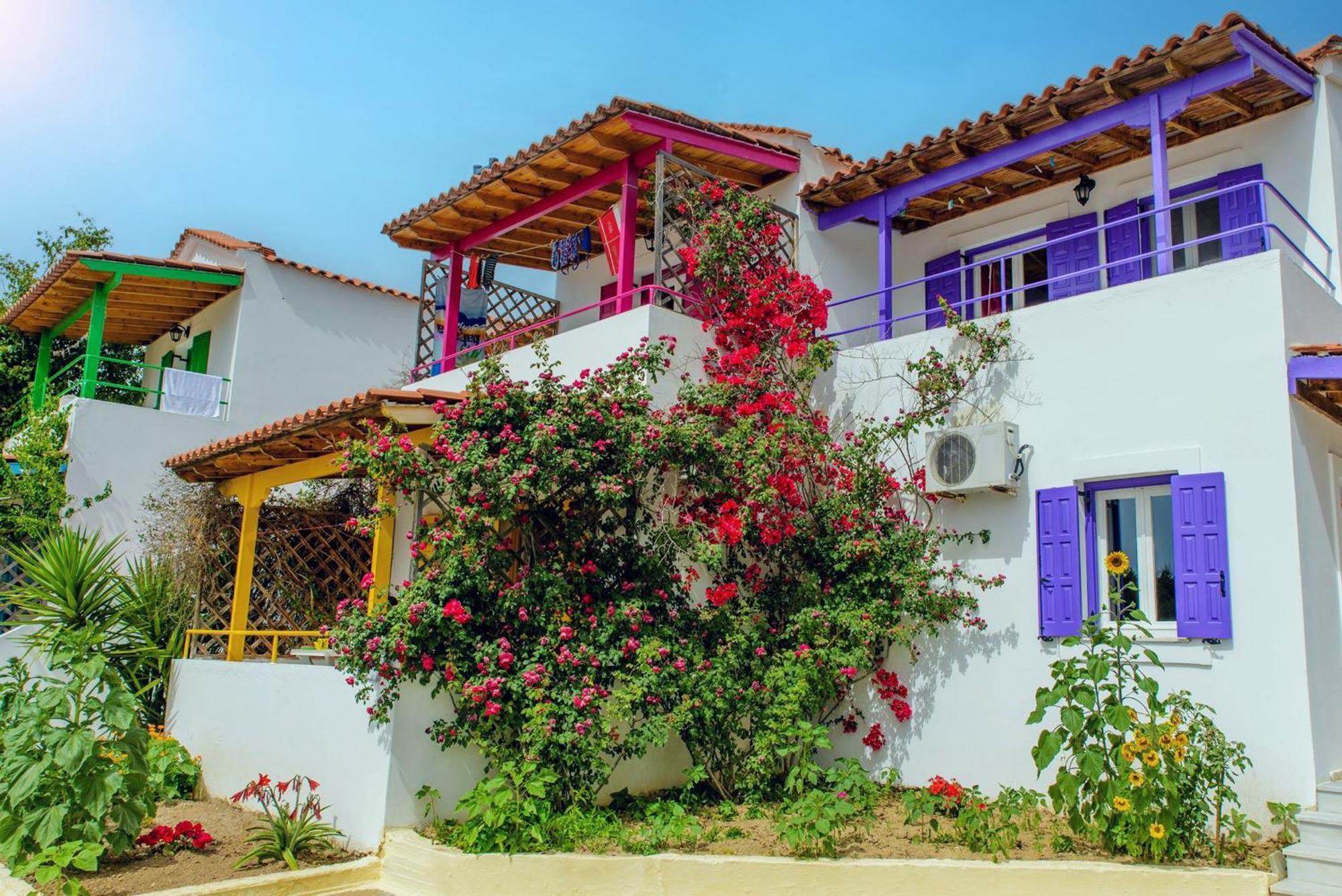 Sunflowers Apartments Marathókampos Exterior foto